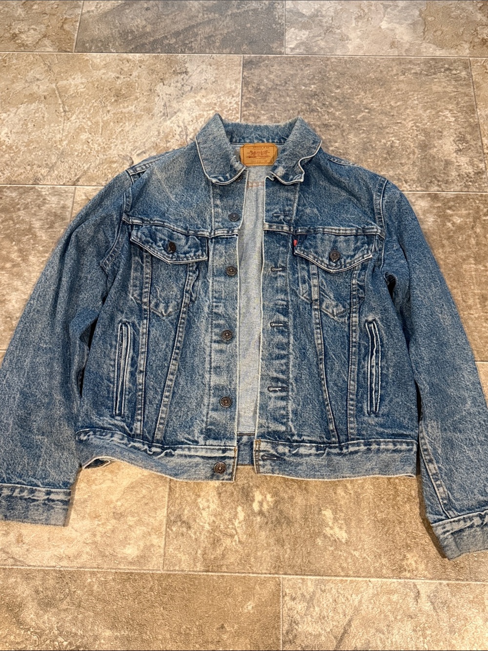 Vintage 80’s Levi’s 70506-0216 Denim Trucker Jacket